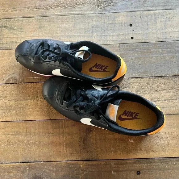 Hard to Find Nike Multi-Color Cortez - Picture 3 of 8